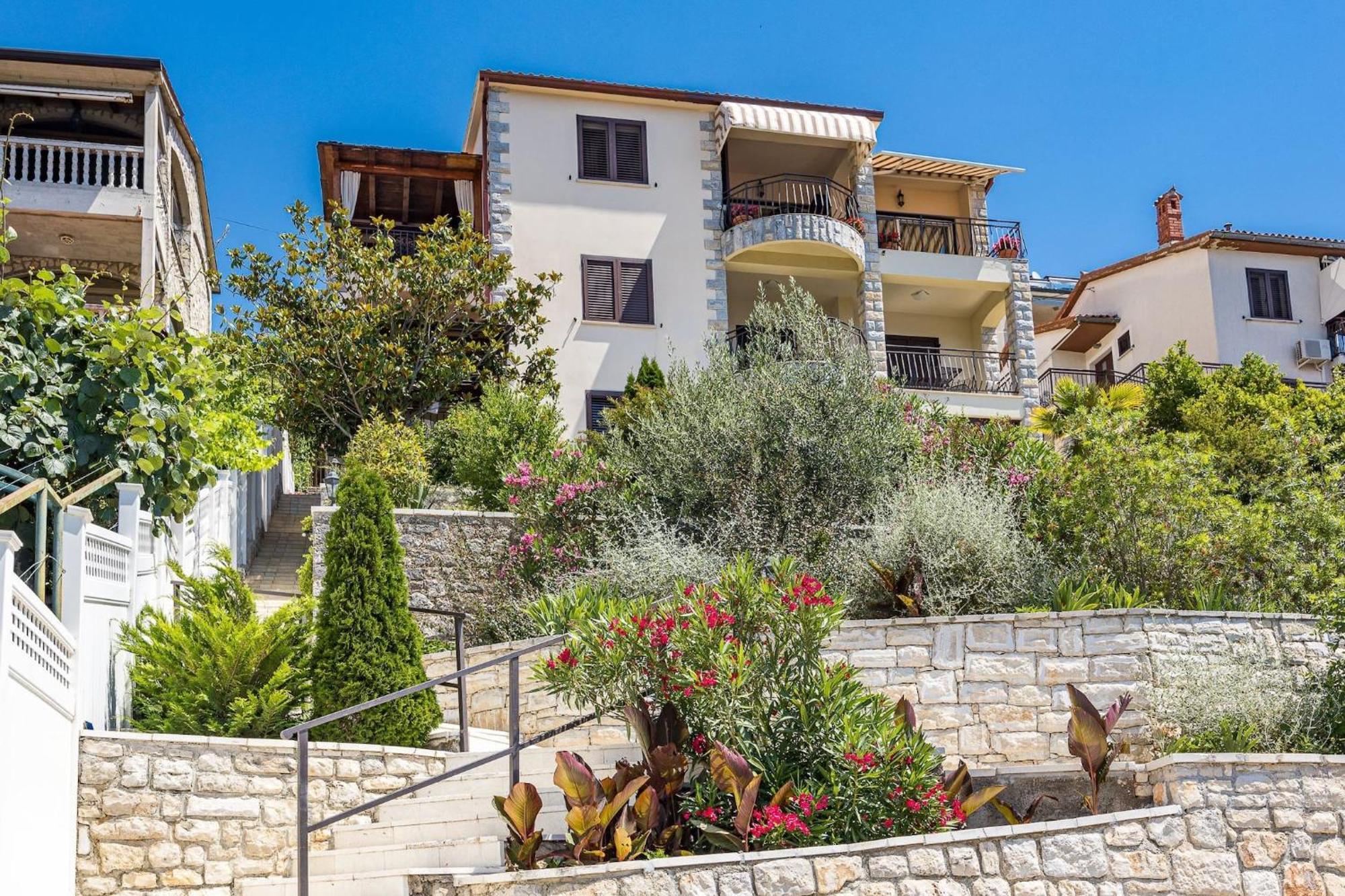 Apartments Lady M Рабац Экстерьер фото