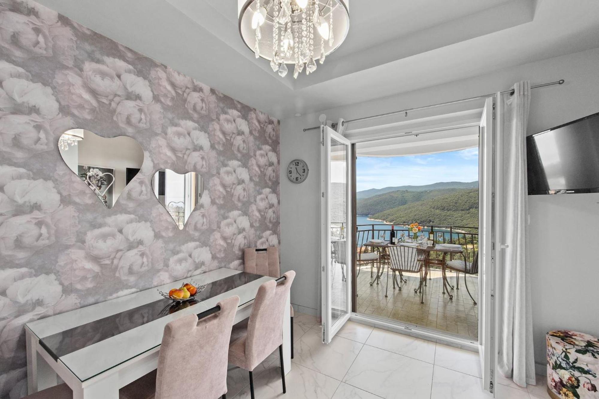 Apartments Lady M Рабац Экстерьер фото